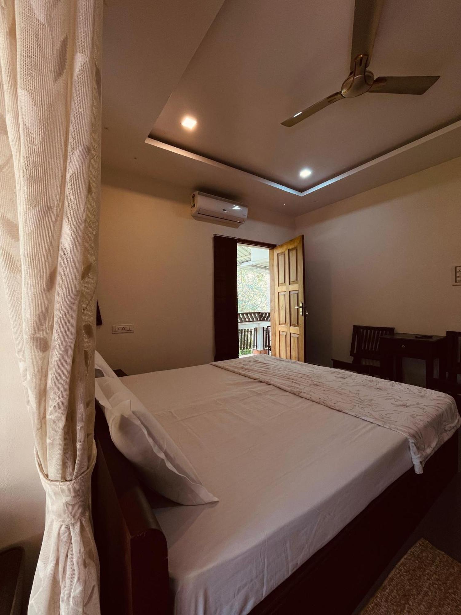 Maleyam Homestay Riverside Kozhikode Exterior photo